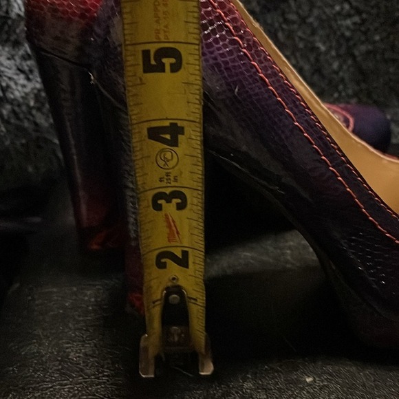 Kenneth Cole‎ Reaction Snakeskin Print Block Heel Pumps Purple Pink - Picture 4 of 4